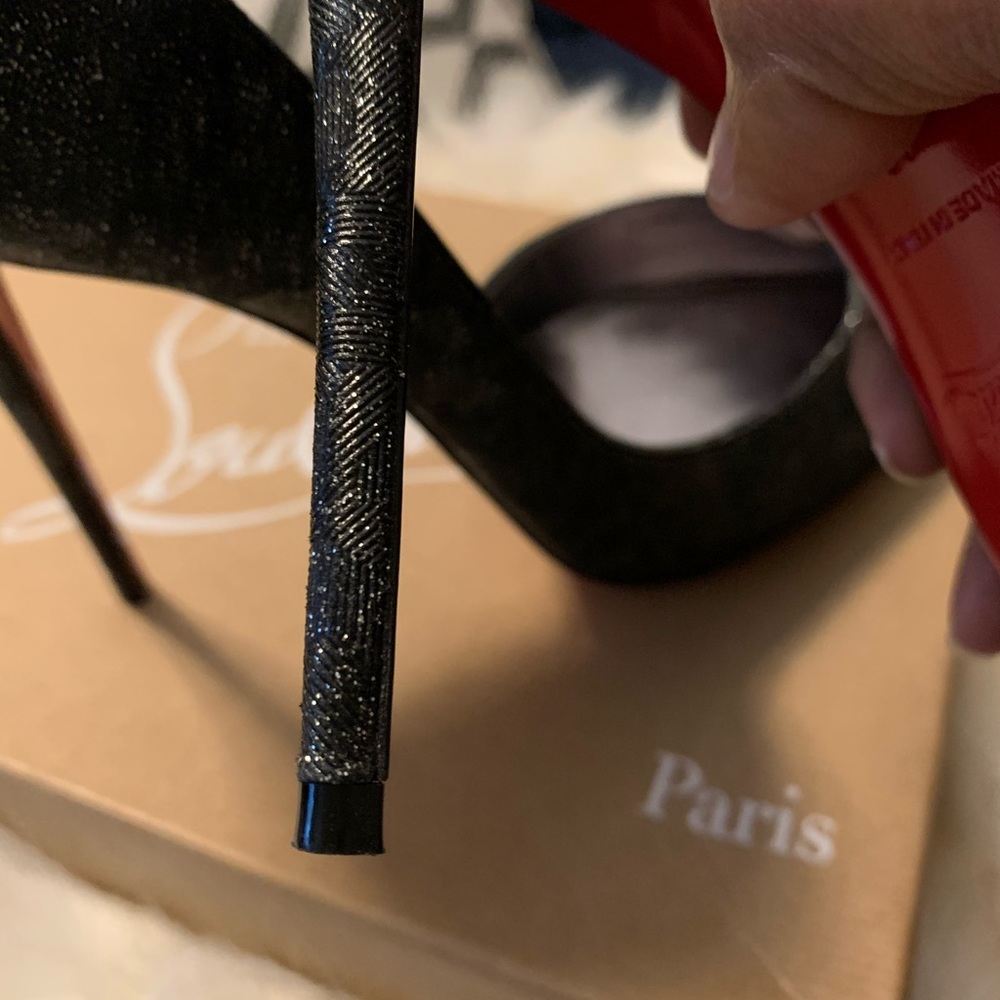 authentic Christian Louboutin size 40. Box,dust bag included excellent condition - Picture 8 of 11